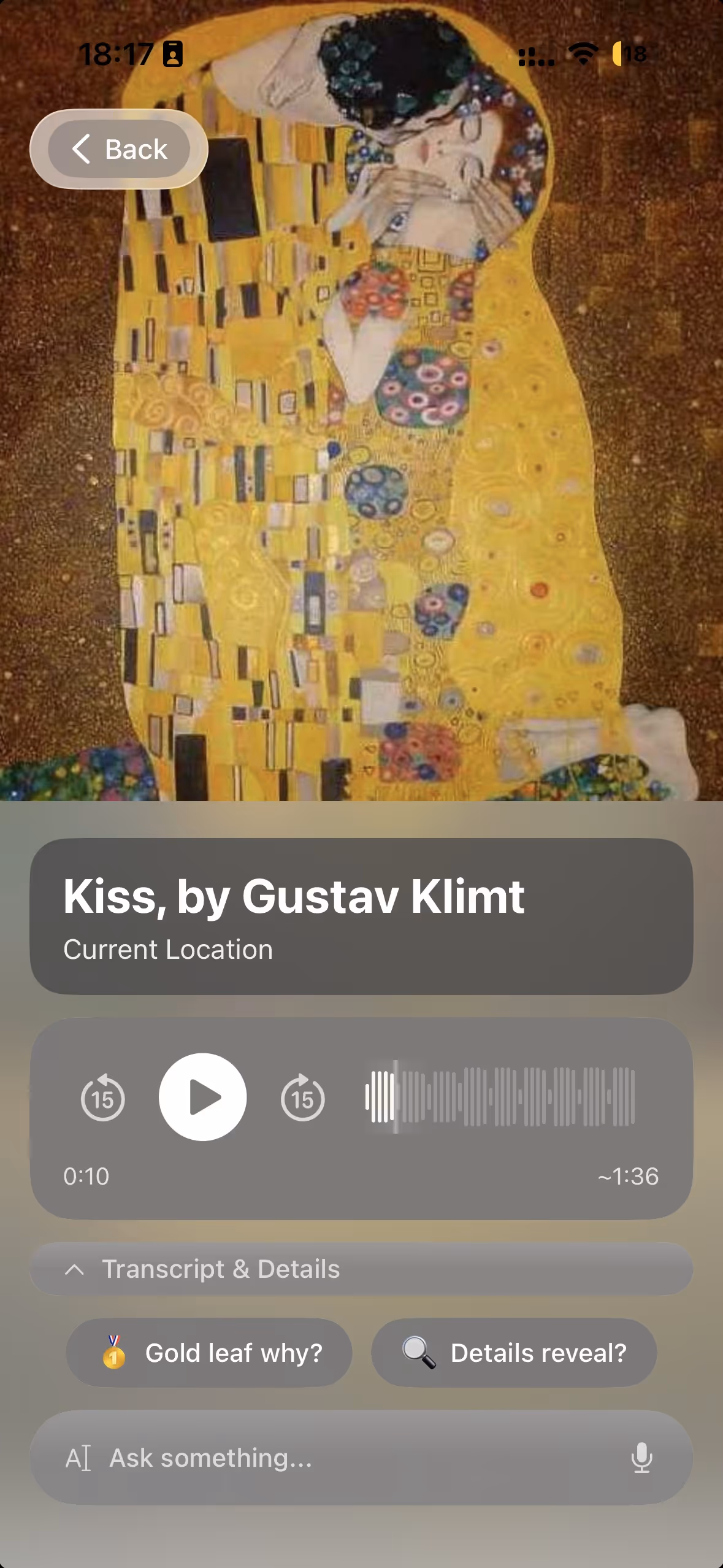 Chiaro's guide to The Kiss by Gustav Klimt, with suggested questions about the gold leaf.